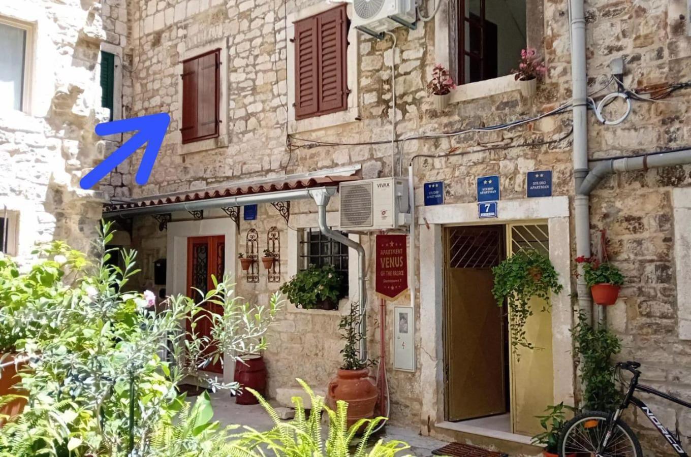 Little Lion Apartment Split Exterior photo